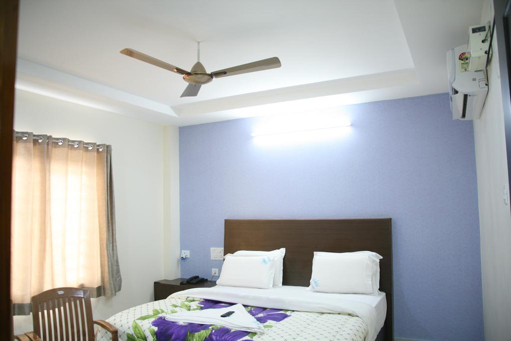 Kvp Inn Tirupati Cameră foto